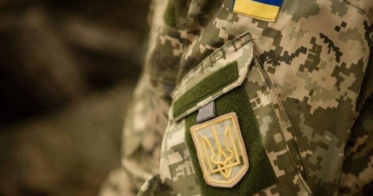 Президенту потрібно відновити гармонію між потребами військових та бізнес-сектора, - зазначив Фесенко.