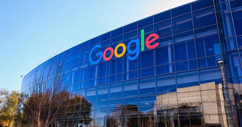 Google оновив свої карти, що дозволило виявити місця розташування українських військових установ.